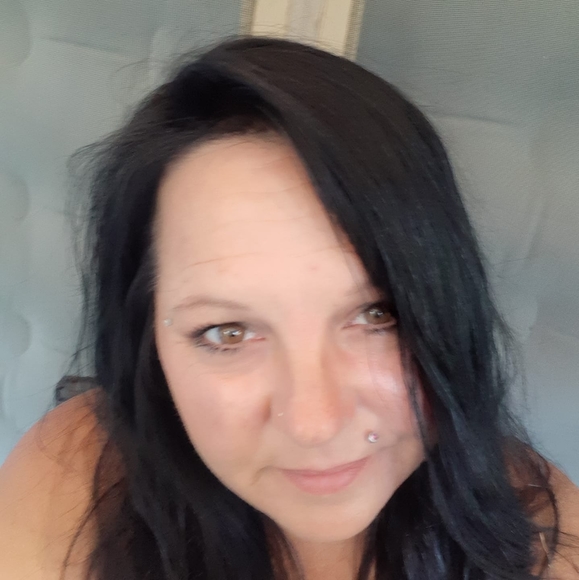 Meet your Posher, Dee - Picture 1 of 1